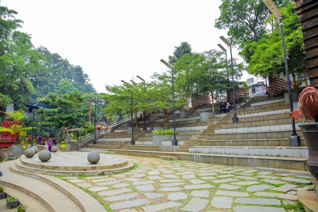 Hotel Pondokan Tjiburial Cimenyan Exterior foto